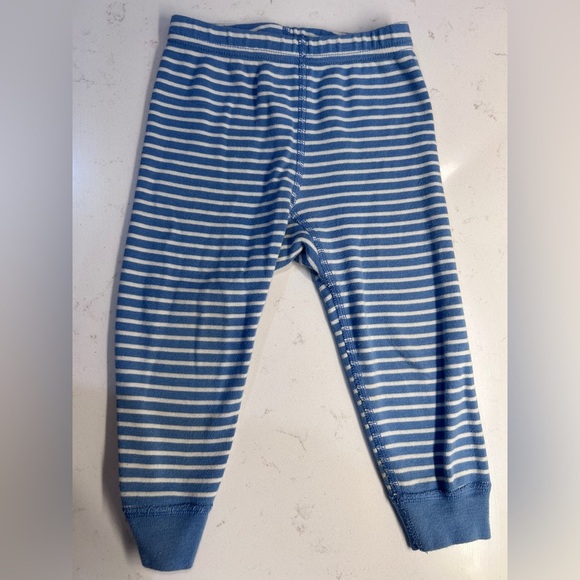 2T Hanna Andersson PJ Set - Picture 6 of 8